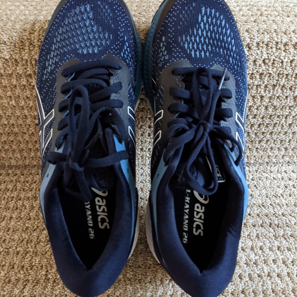 Men sneakers